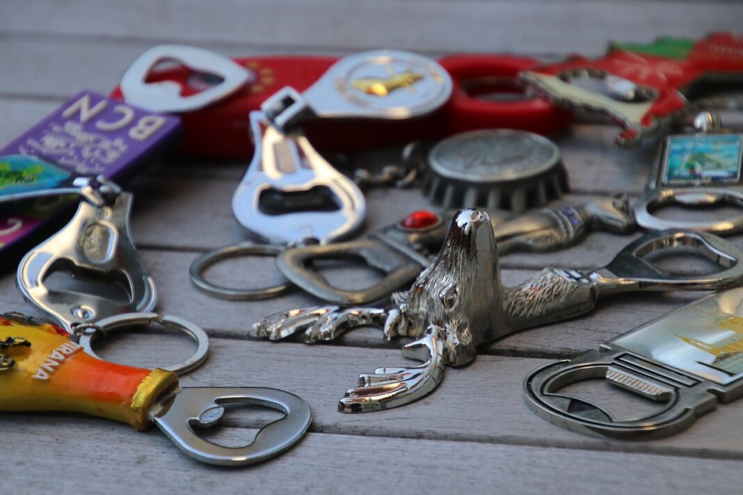 pasja1000-beer-opener-4055475_1280